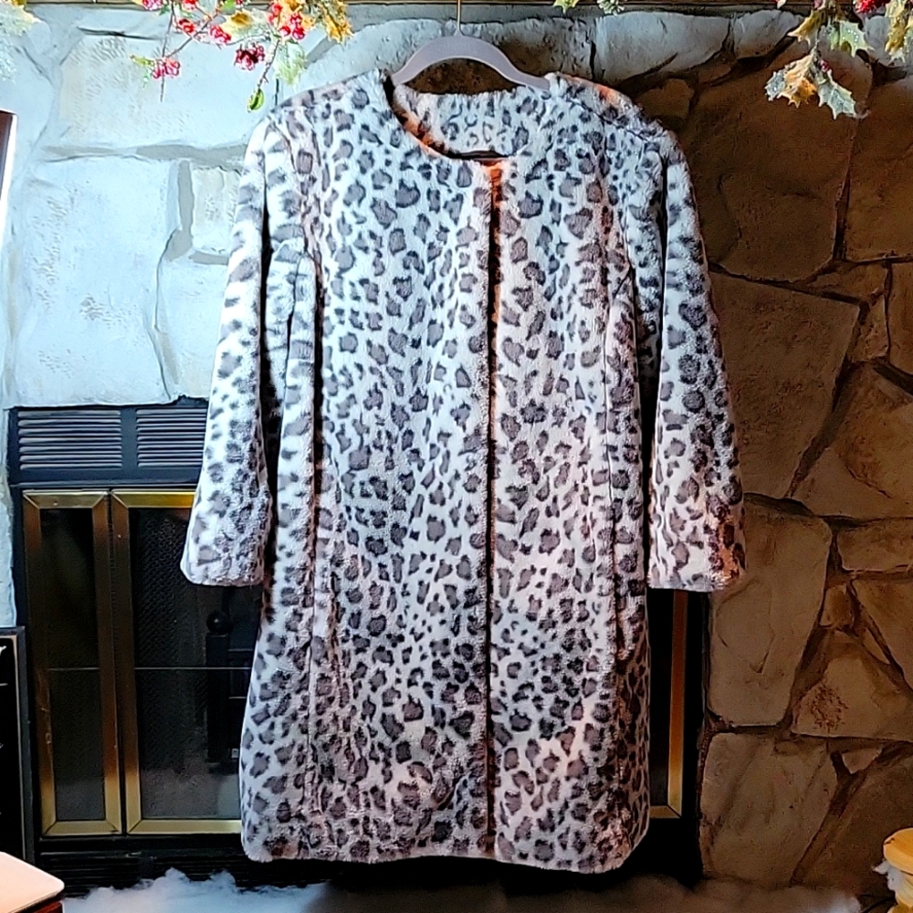 Dennis Basso Sheared Faux Fur Topper Coat 2X Excellent condition!